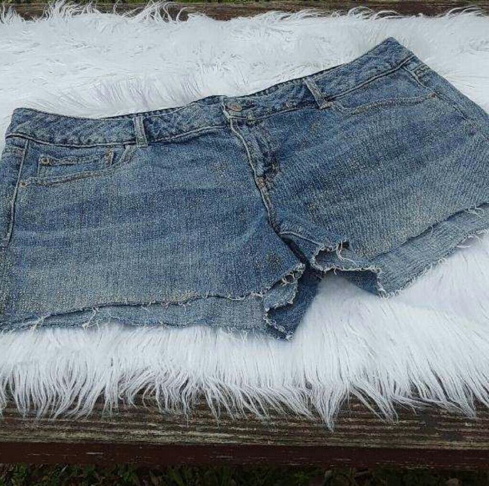 American eagle outfitters denim shorts 18